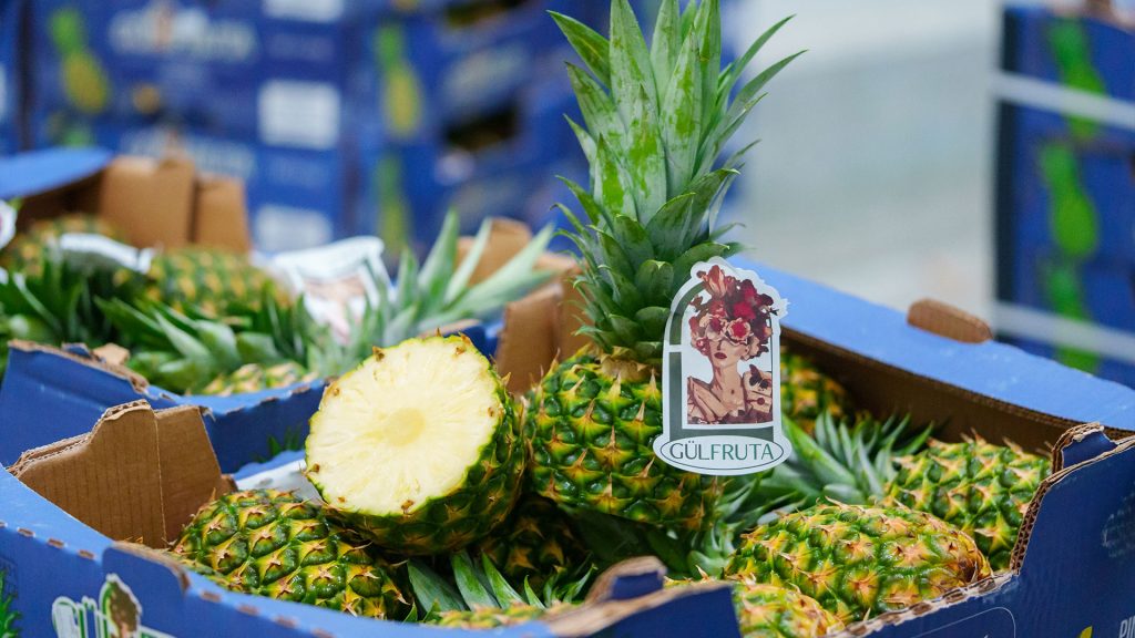 premium pineapple